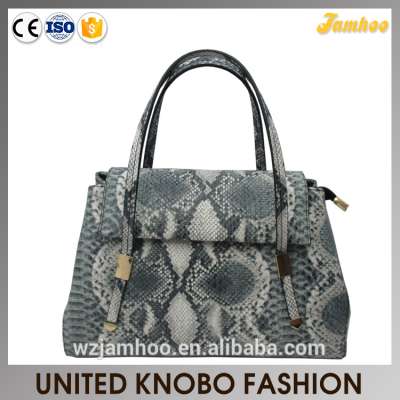 Guangzhou factory latest design bulk wholesale handbags